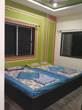 Ganagapur - Trimurty Lodge - Photo3