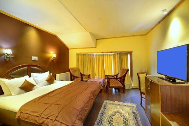 Hotel Pine Palace Resort Gulmarg - Photo2