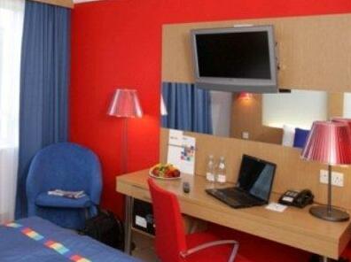 Kingsleay Hotels - Photo3