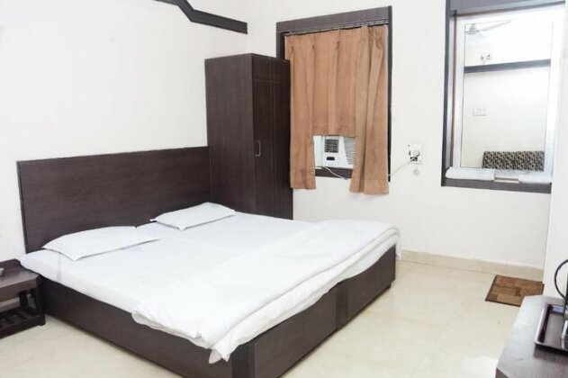 Hotel Shubham Guna - Photo2