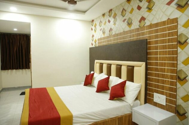 Hotel Sai Grand - Photo2