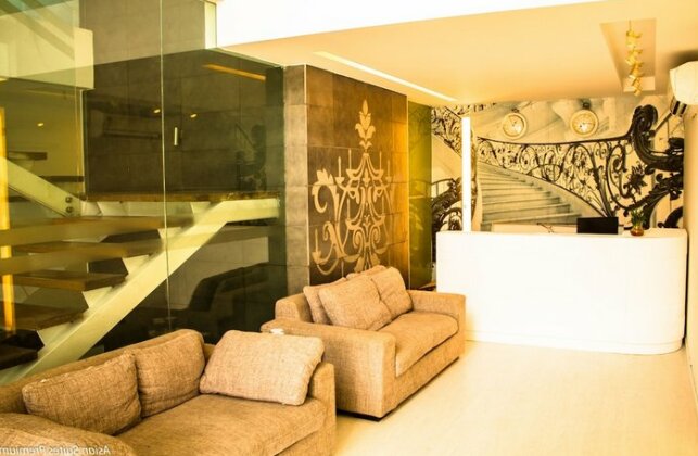 Asian Suites Premium Huda City Centre - Photo5