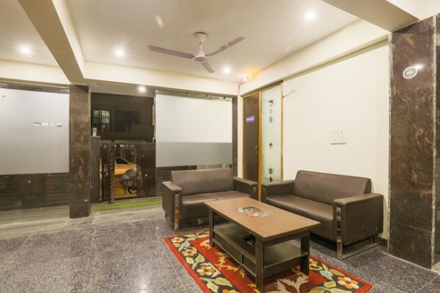 FabExpress Star Guest House - Photo3