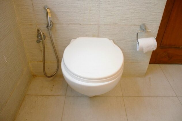 FabHotel Pearl Villas Sector 31 - Photo5