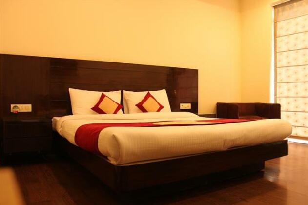 FabHotel Sikandarpur Metro Station - Photo5