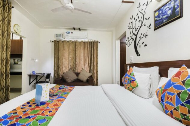 FabHotel Staayz Premium DLF Phase III - Photo3
