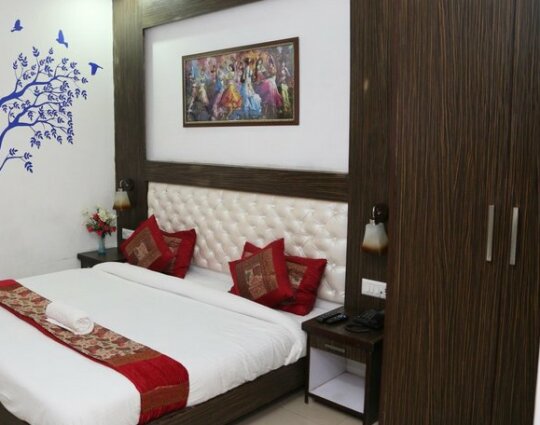 Hotel Rajwada Gurgaon