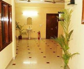 Iris-Hummingbird Hotel - Photo4