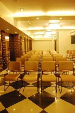 Manyaa Hotel - Photo4