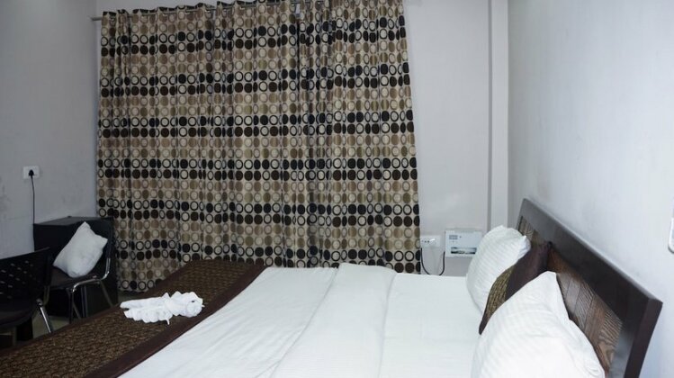Maxfort Hospital Apartment - Photo3