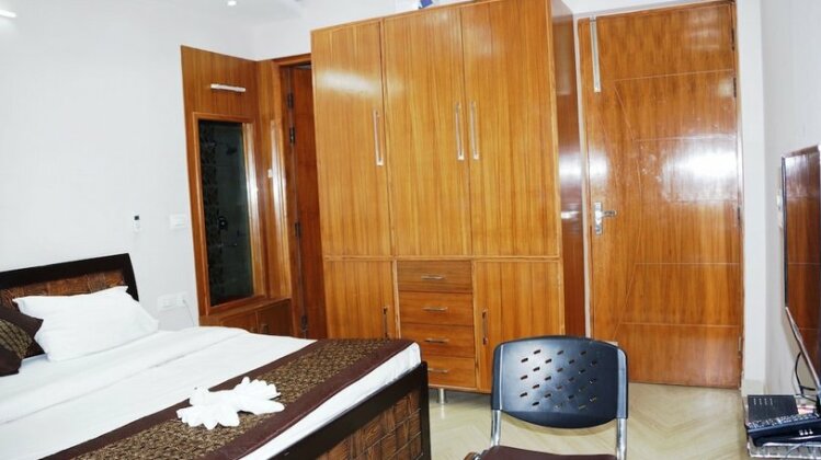 Maxfort Hospital Apartment - Photo5