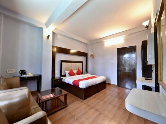 OYO 14098 R R Homes - Photo2