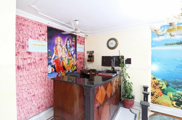OYO 24421 Classic Hotel - Photo5