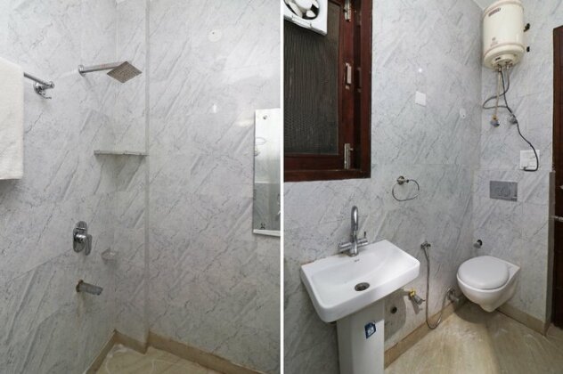 OYO 27645 Santosh Residency - Photo5