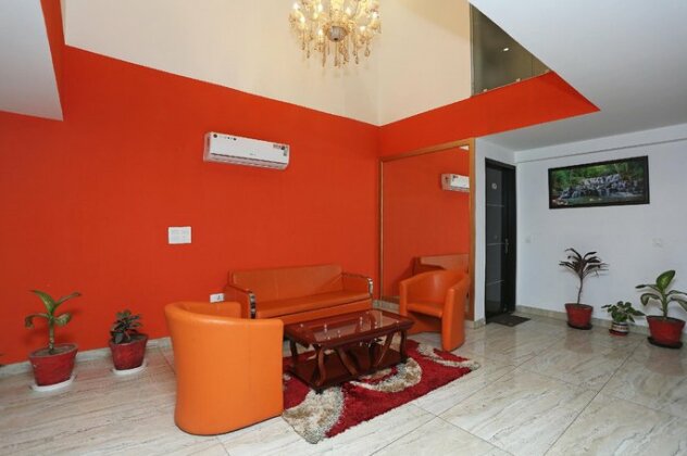 OYO 33355 La Rooms - Photo3