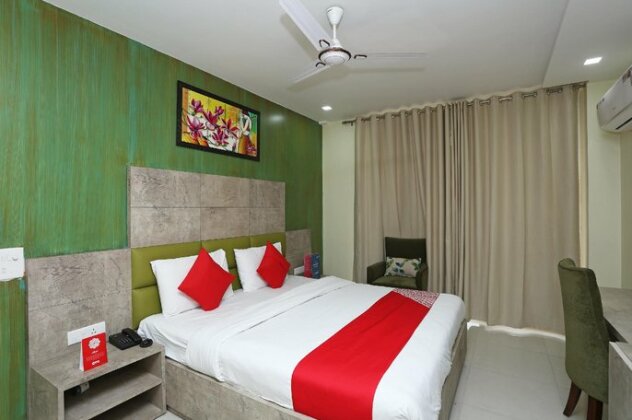 OYO 33355 La Rooms - Photo5