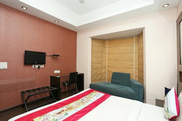 OYO 386 Hotel Lotus Panache - Photo3