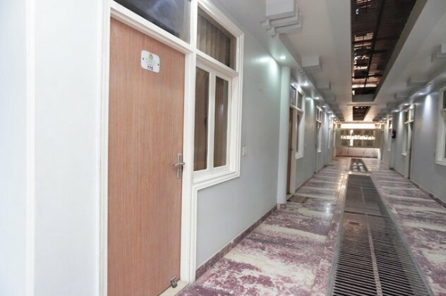 OYO 40710 Cmc Residency - Photo3