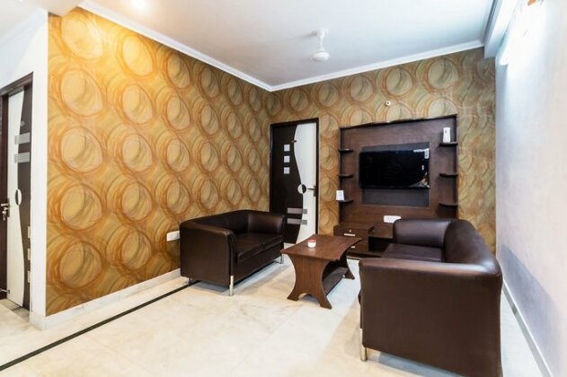OYO 4228 Heritage Regency - Photo4
