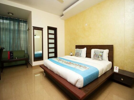OYO 8704 Hotel Good Care - Photo3