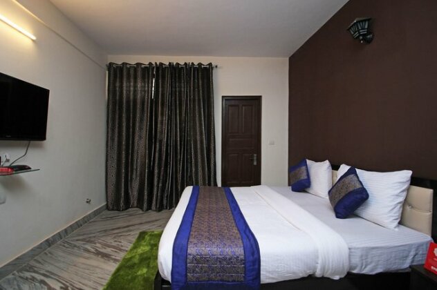 OYO 8914 Hotel Ambrosia - Photo5