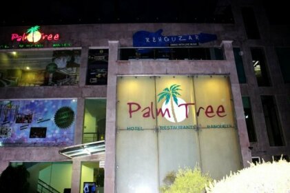 OYO 9899 Hotel Palm Tree