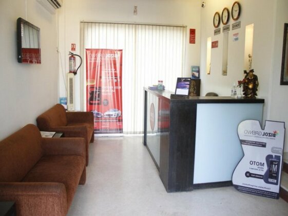 OYO Premium Cyber Park - Photo2