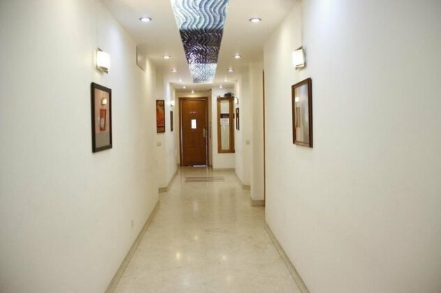 OYO Premium Cyber Park - Photo4