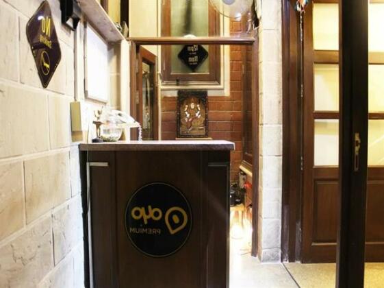 OYO Premium Sushant Lok 2 - Photo3