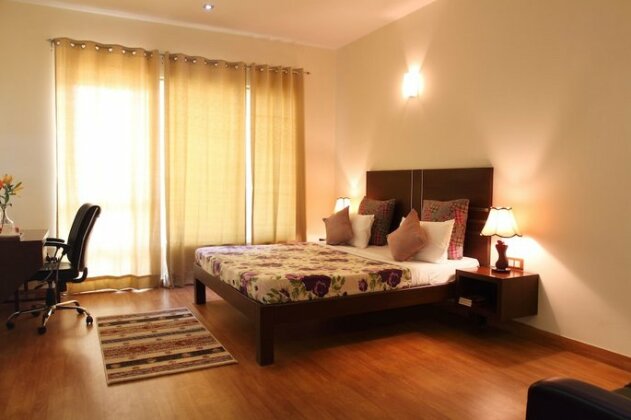 Perch Arbor - Golf Course Road - Photo2
