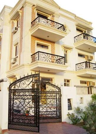 Saral Residency Guest House - Photo5