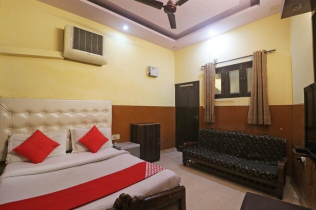 SPOT ON 62948 Hotel Dakshit Inn - Photo2