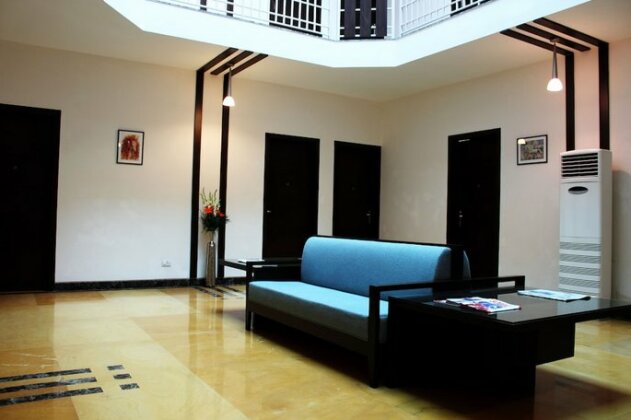 Stately Suites MG Road - Photo5