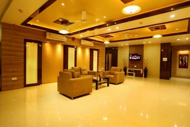 Awesome Palace - Photo3