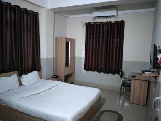 Firefly Guesthouse Guwahati - Photo2