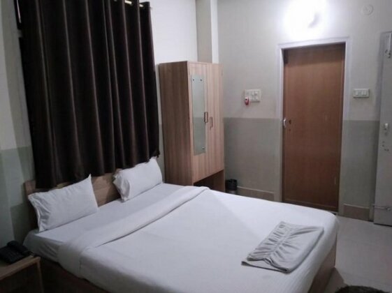 Firefly Guesthouse Guwahati - Photo4