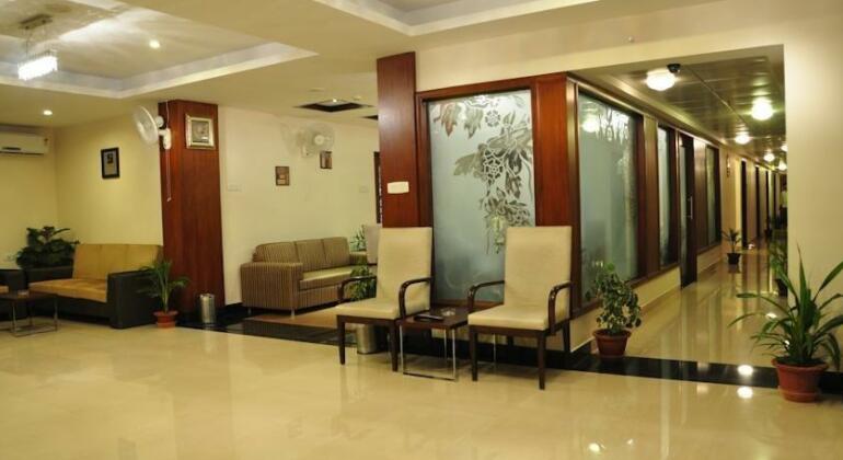Hotel Brahmaputra Residency - Photo4