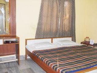 Hotel Indira - Photo4