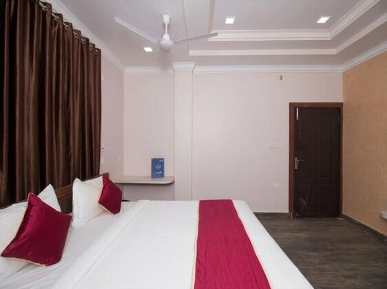 OYO 10189 Hotel Aashiyana - Photo4