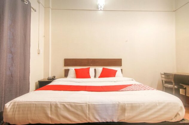 OYO 22421 Indiraj