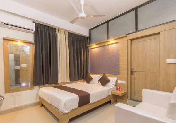 OYO 5545 Spectrum Residency - Photo3
