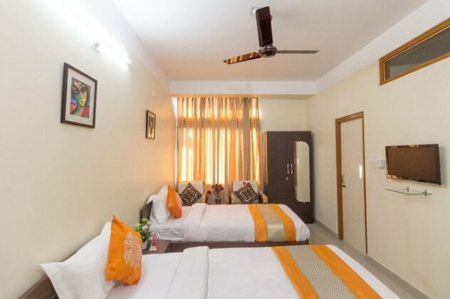 OYO 8209 Home Stay Down Town - Photo2