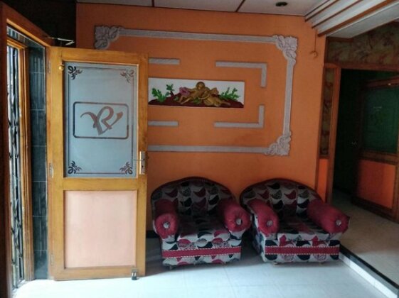  Photo 3