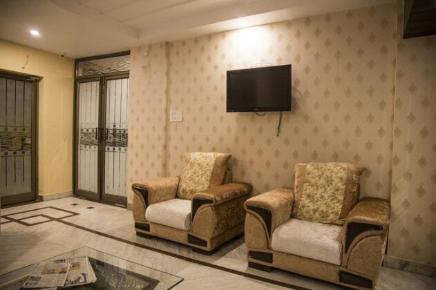 Hotel Atithi Inn Lashkar - Photo5