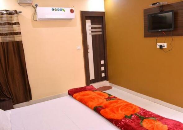 Hotel Radha Nikunj - Photo3