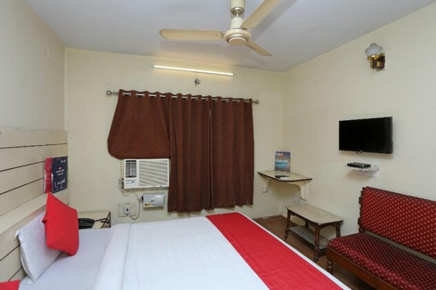 OYO 16947 Hotel Banjara - Photo2