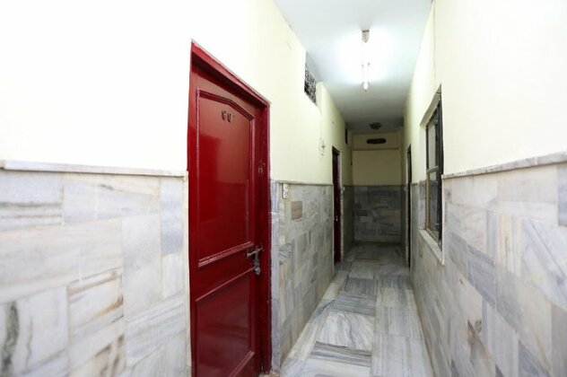 OYO 16947 Hotel Banjara - Photo4