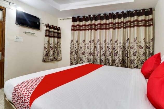 OYO 61295 Hotel Mayashri - Photo5