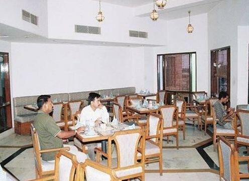 Regency Resorts Gwalior - Photo2