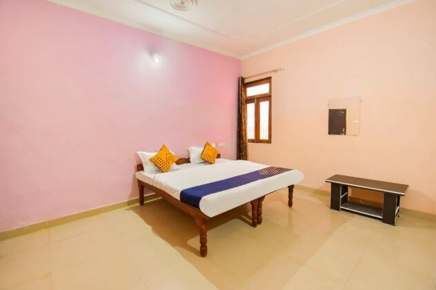 SPOT ON 64974 Hotel Green Land - Photo2